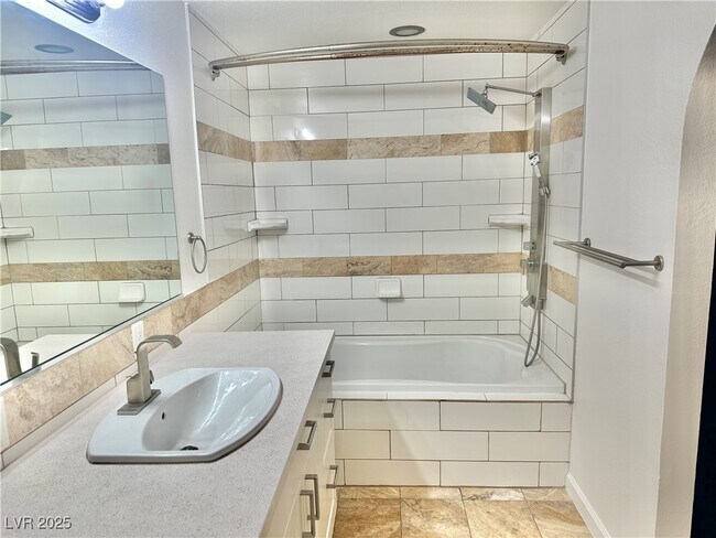 Building Photo - 2200 S Fort Apache Rd