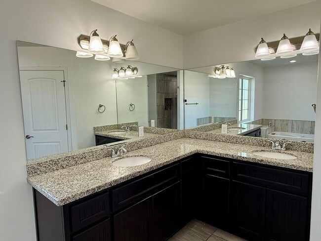 Building Photo - Two story San Luis Rental on a large corner lot.