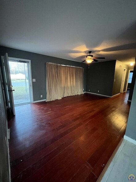 Building Photo - 2313 W 9th Ave