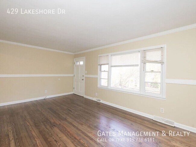 Building Photo - 429 Lakeshore Dr