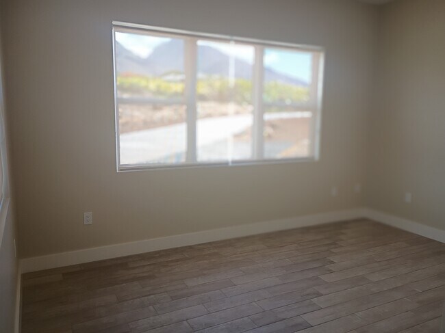 Building Photo - 257 Hokiokio Pl