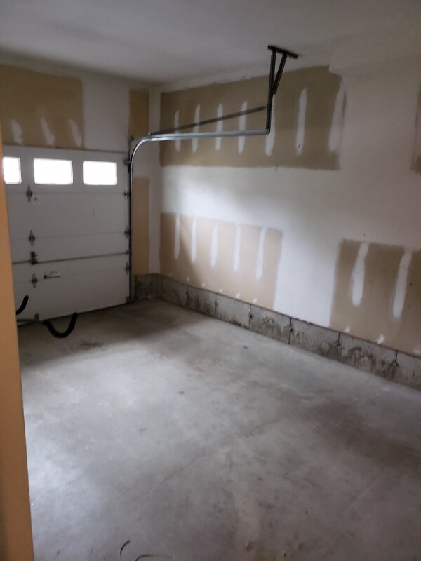 Building Photo - 23 Cabernet Dr