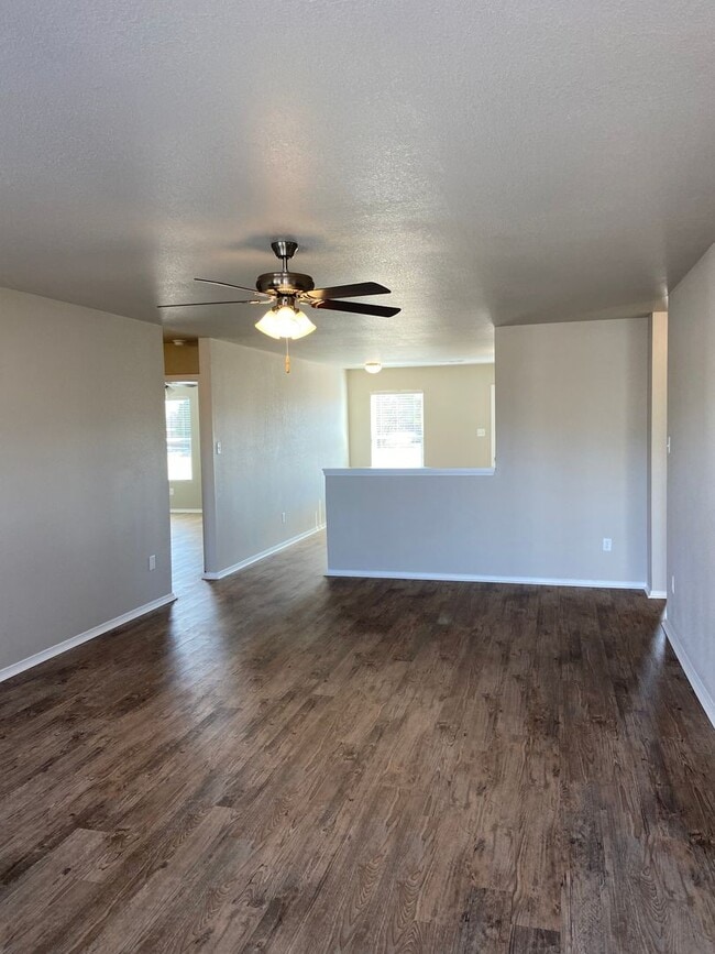 Building Photo - Pre-Leasing Now! Spacious Four Bedroom | Two Bathroom Home in Jonesboro