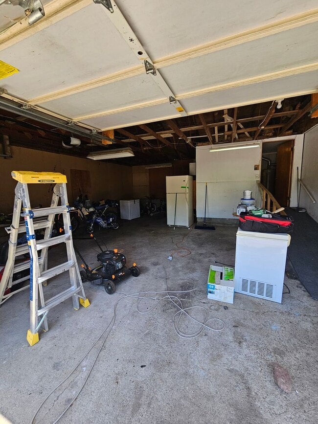 Building Photo - 3 BED | 1 BATH | SINGLE-LEVEL HOME | STURGIS