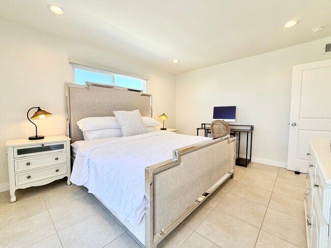 Building Photo - Sunset By The Sea – Coastal Relaxation on ...