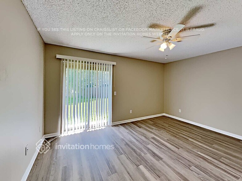 Building Photo - 2171 Aztec Dr W