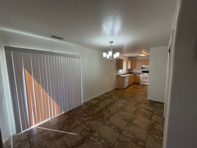 Building Photo - 9751 E Magma Dr