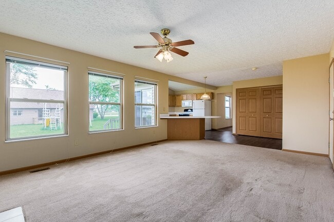 Building Photo - 500 Harrington Dr