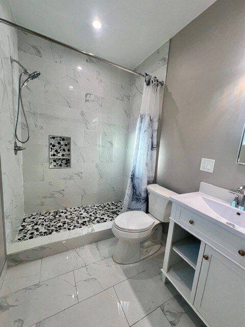 Building Photo - 6227 Orion Ave