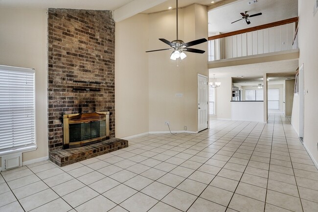 Building Photo - 1538 Ainsdale Dr