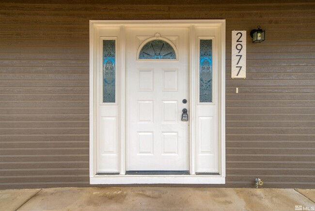 Building Photo - 2977 Pinebrook Dr
