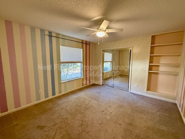 Building Photo - 424 Oak Pond Dr