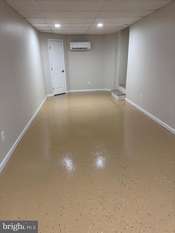 Building Photo - 11415 Eastern Ave