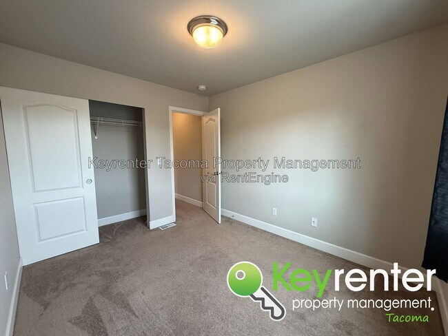 Building Photo - 5901 Alaska Ct