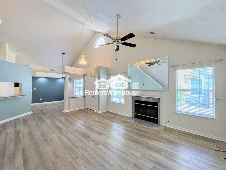 Building Photo - 2909 Saville Garden Way