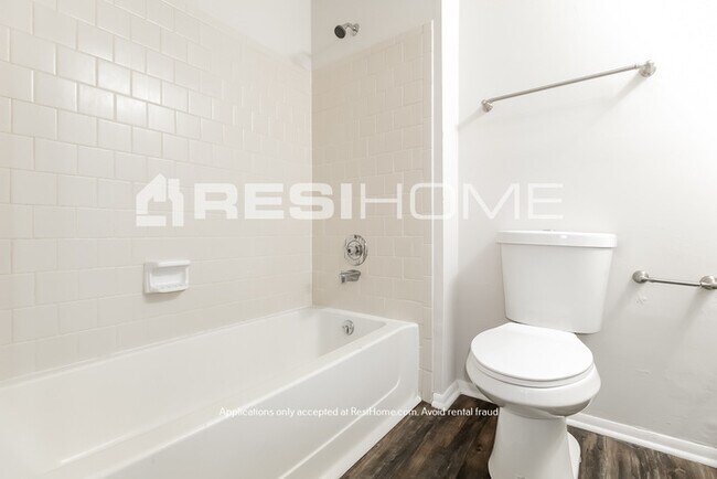 Building Photo - 5771 Singer Ct