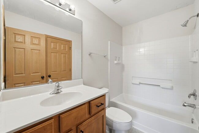 Building Photo - 1472 Cambria Dr