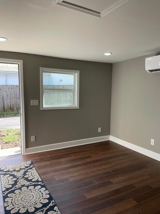 Building Photo - 124 Penmoken Park