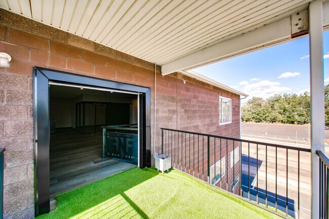 Building Photo - 4105 N Adams St