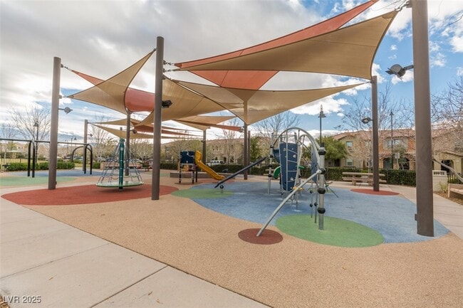 Building Photo - 1919 Foro Romano St