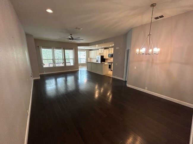 *COMING SOON* AMAZING 3 Bedroom 2 Bath Home w/ Office Room Near Alamo Ranch! - *COMING SOON* AMAZING 3 Bedroom  2 Bath Home w/ Office Room Near Alamo Ranch!