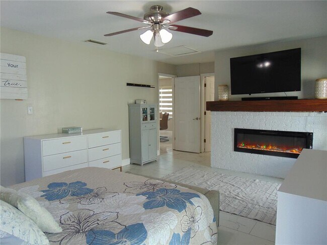 Building Photo - 4706 Tampa Downs Blvd