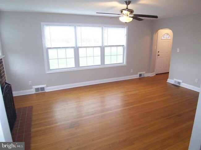 Building Photo - 3014 Churchville Rd