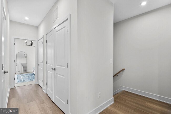 Building Photo - 42133 Shining Star Sq