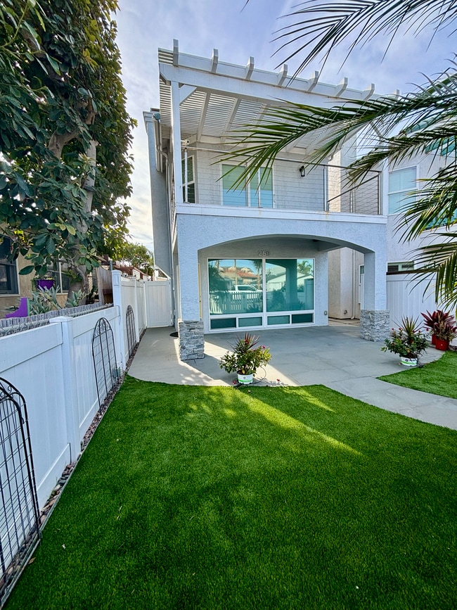 Building Photo - 259 Elder Ave