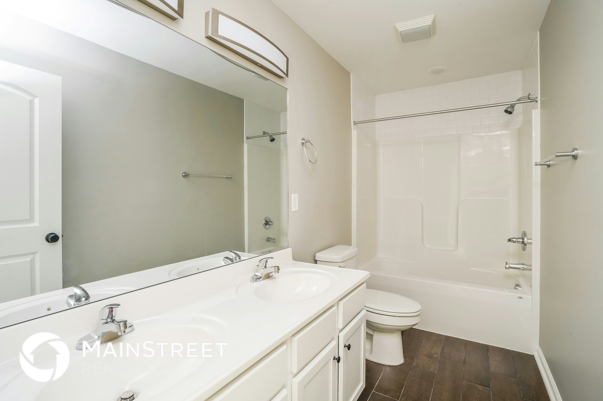 Building Photo - 2089 Paddle Wheel Dr