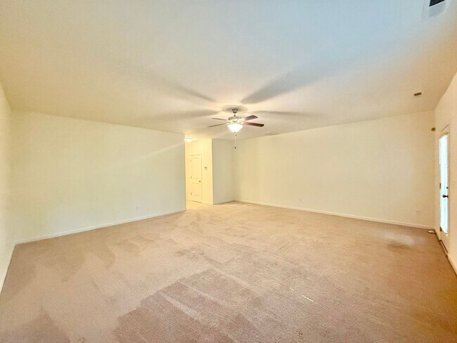 Building Photo - Spacious 3BD, 3.5BA Clayton Townhome with a Large Bonus Space Downstairs and Easy Access to Highways