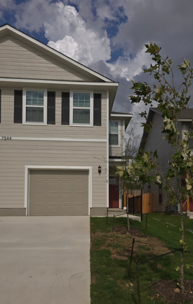Building Photo - 7544 Briarwood Pass