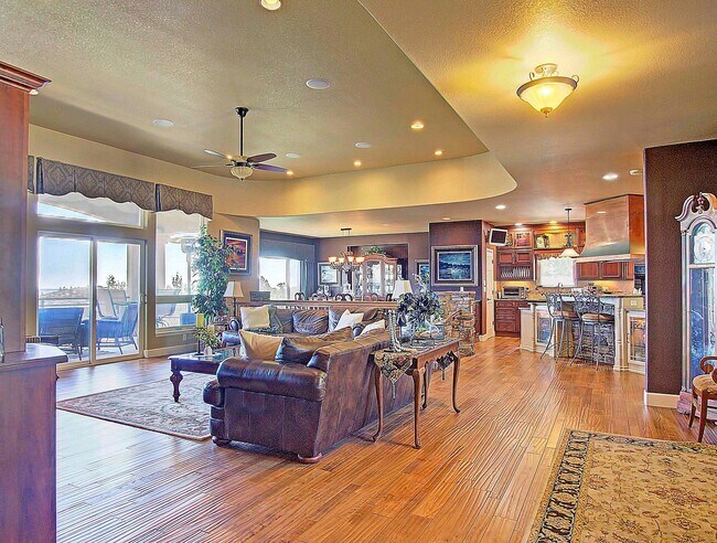 Building Photo - 7975 Ruststone Ct