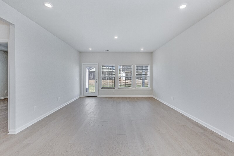 Building Photo - 1153 Glorious Wy