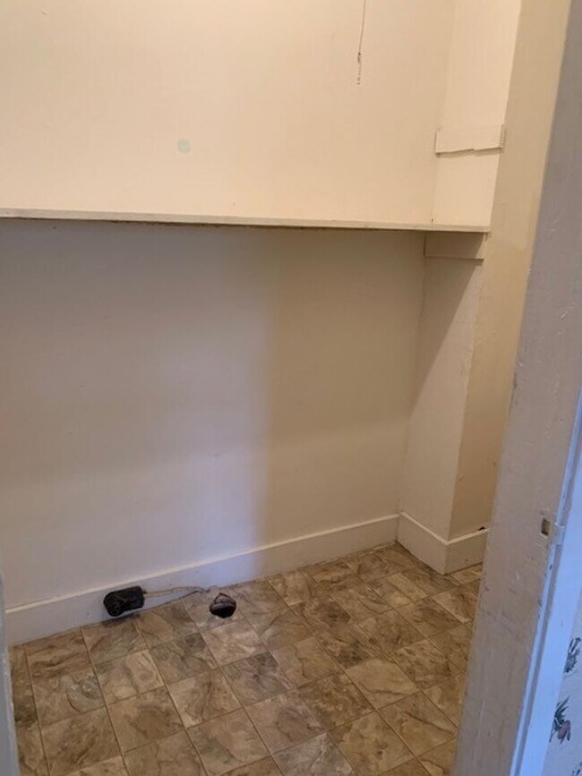 Building Photo - 2BD/1B House in Valdosta