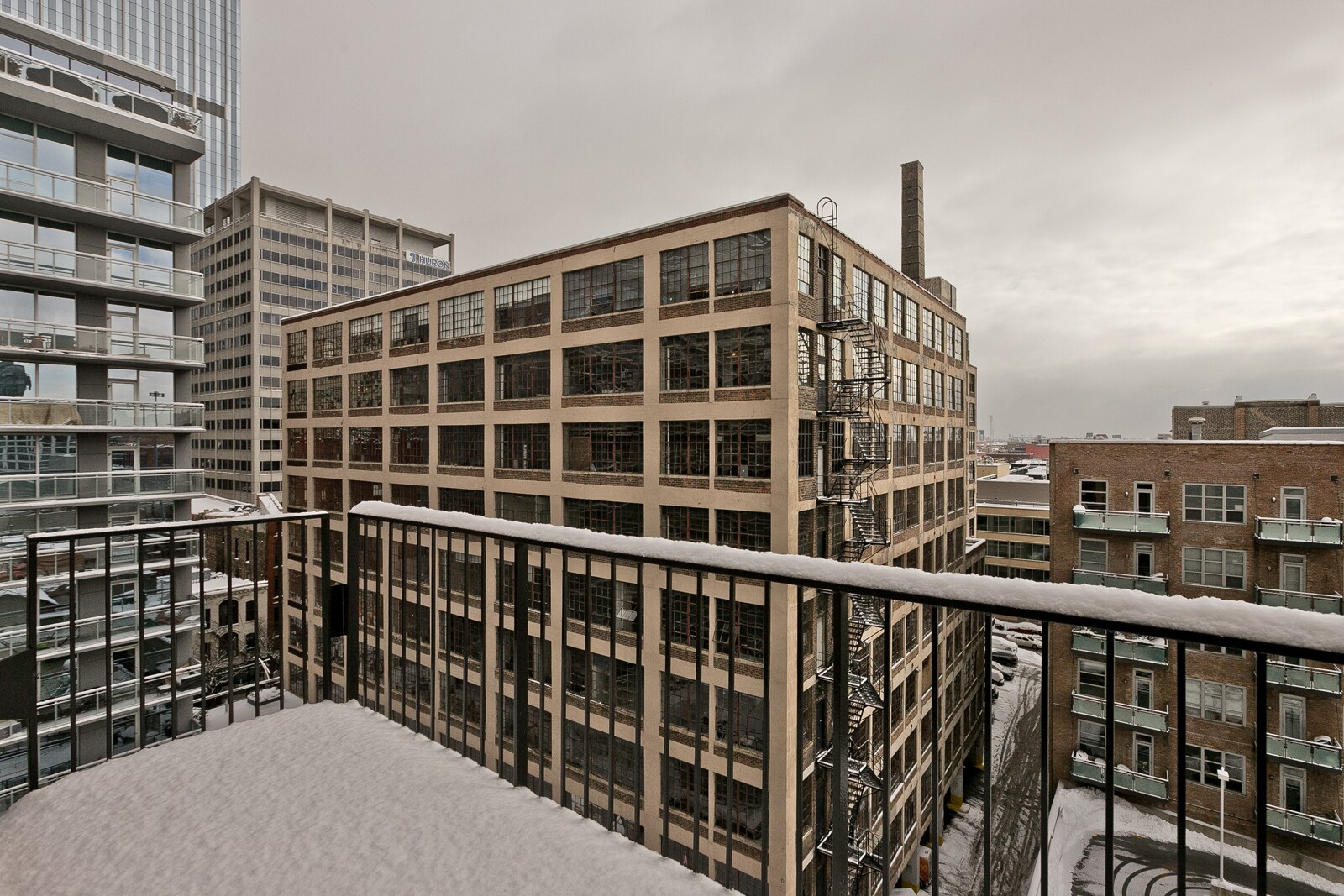 Building Photo - 625 W Jackson Blvd