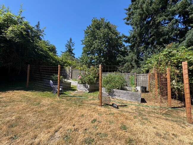 Building Photo - 24029 99th Ave SW