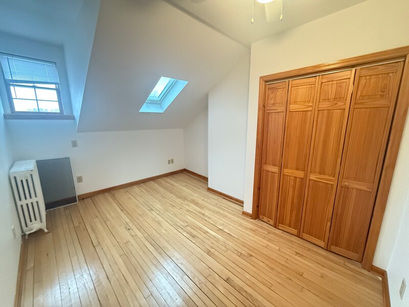 Building Photo - 20 Broad St