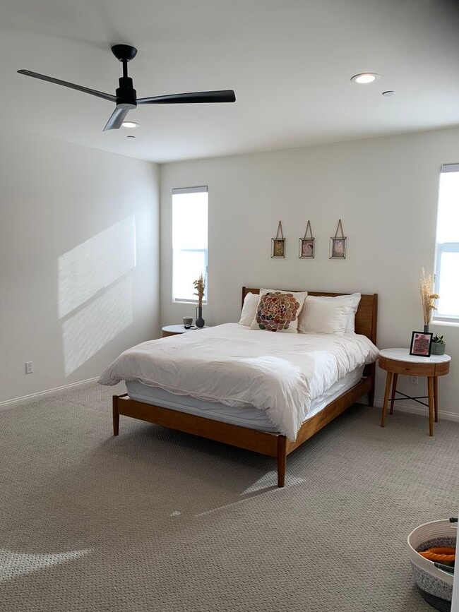 Building Photo - Beautiful 4 BD / 3 BA Home in Righetti Ranch