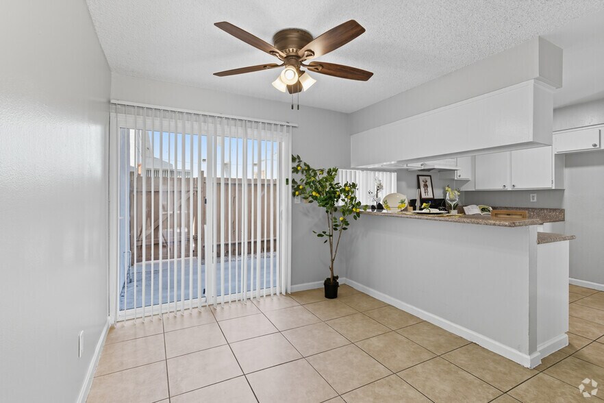 2BR, 1.5BA - 925SF - Dining Room - Village Green