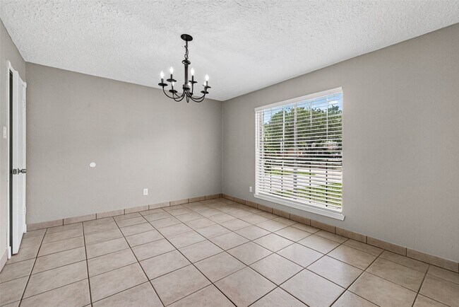 Building Photo - 16614 Blackhawk Blvd
