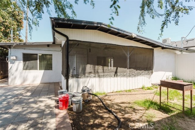 Building Photo - 16404 Donmetz St