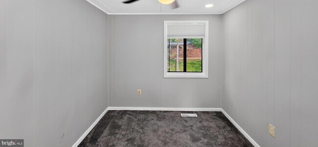 Building Photo - 6556 Pennacook Ct