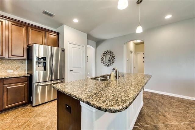 Building Photo - 1300 Poplar Dr