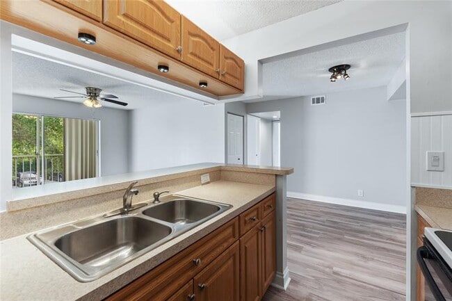 Building Photo - 2502 SE Anchorage Cove