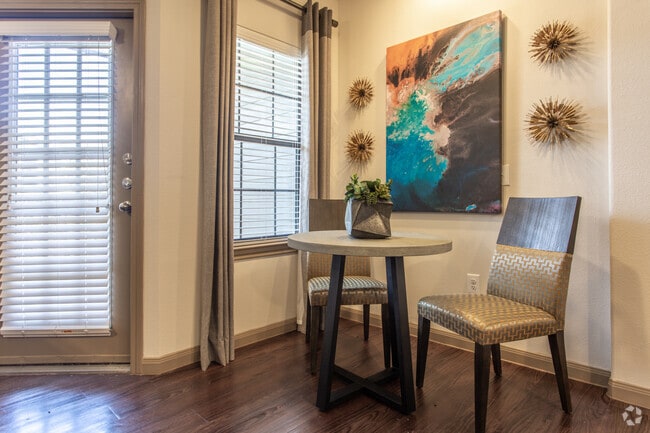 1 BR, 1 BA - 723 SF - West Creek Apartments