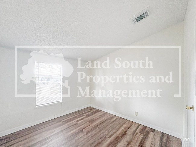 Building Photo - 4325 Upper Meadow Ridge Ave