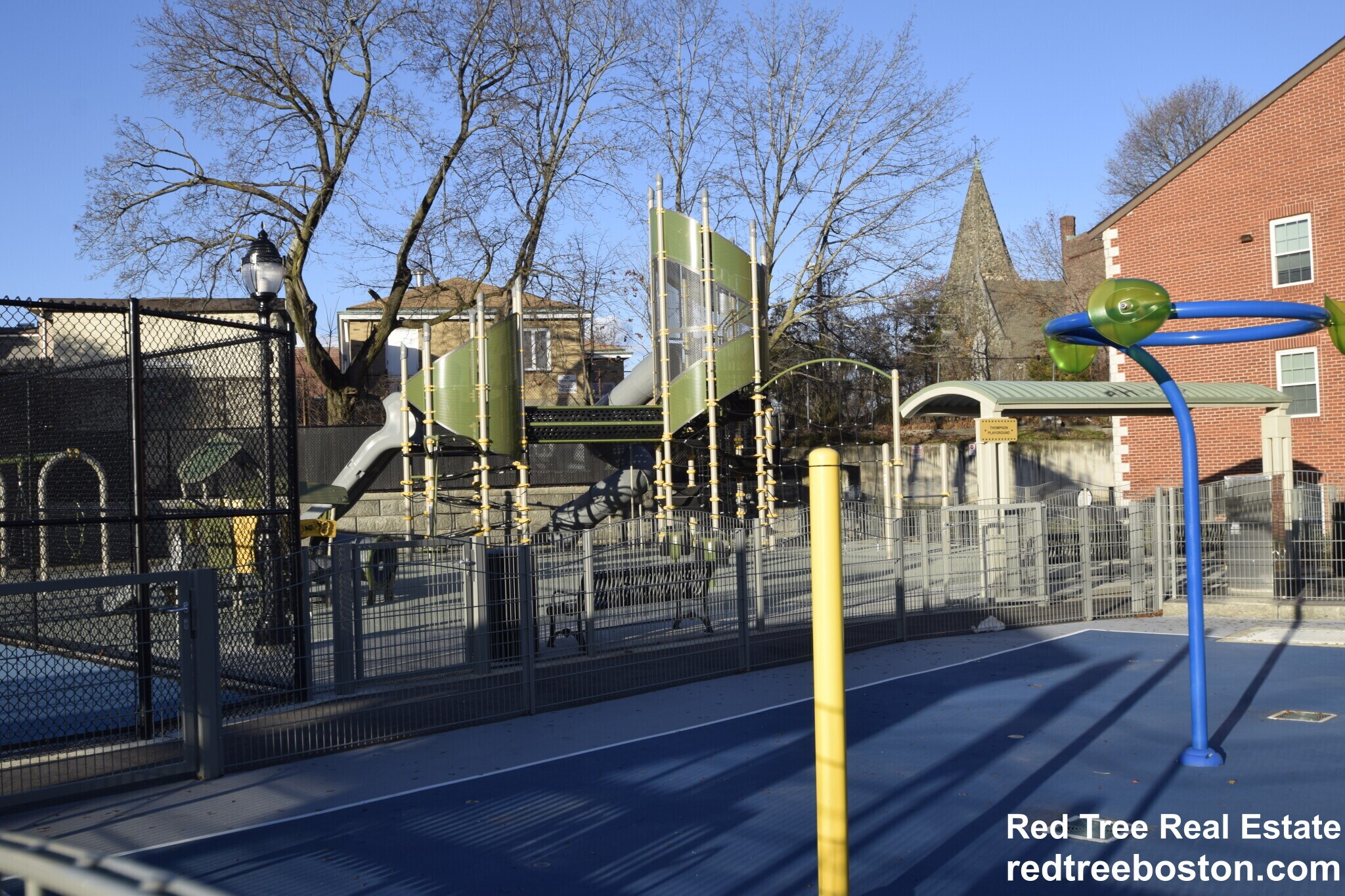 Building Photo - 118 Charles St