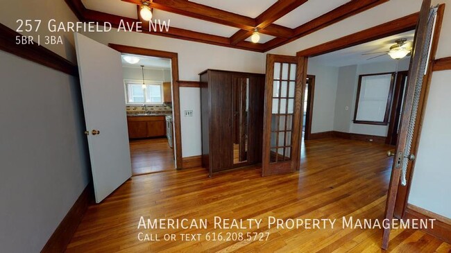 Building Photo - 257 Garfield Ave NW