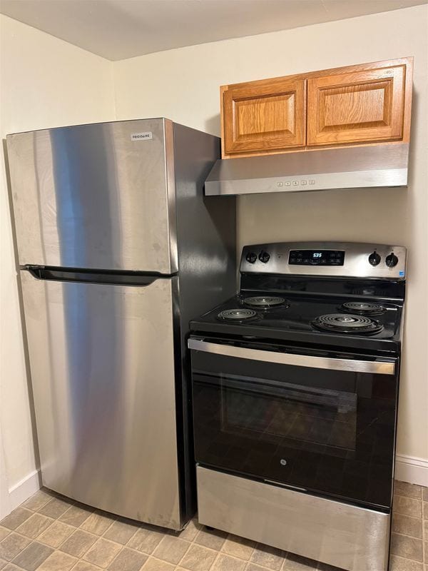 Building Photo - 347 Monadnock